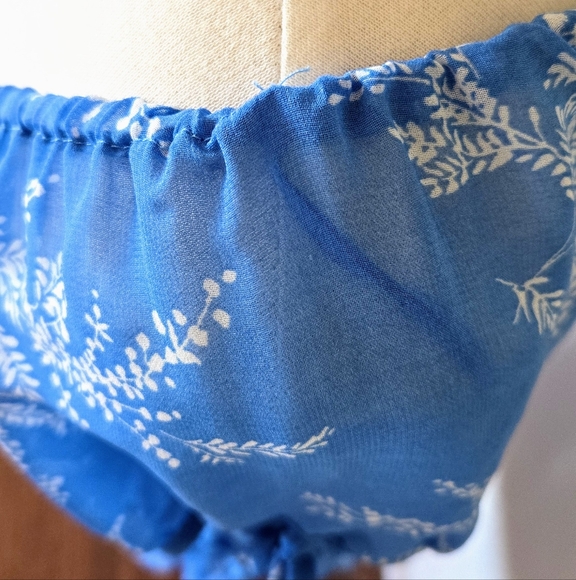 LeLis Gorgeous Azure Blue Botanical Floral Print Dress Size Medium - Picture 6 of 8